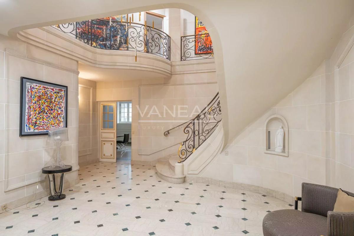 Paris XVIe - OCDE - Spectaculaire appartement de réception allia