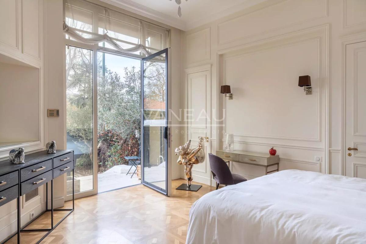 Paris XVIe - OCDE - Spectaculaire appartement de réception allia