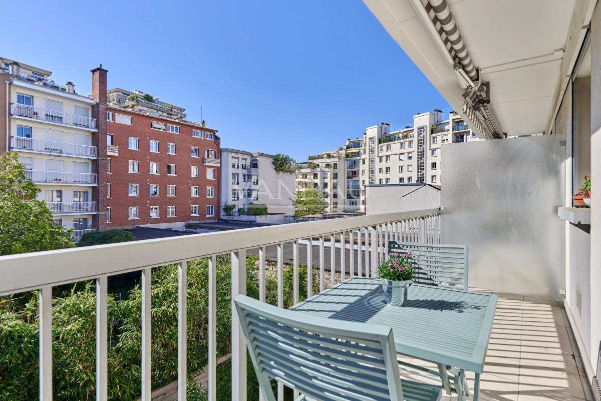 Boulogne Centre - Deux pièces lumineux, au calme, avec balcon