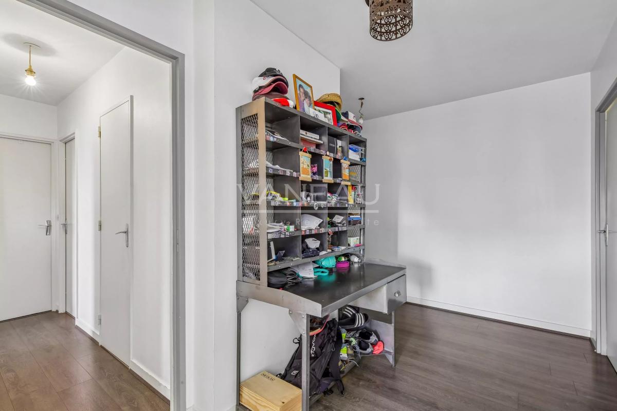 Résidence standing - 4 pèces avec terrasse - piscine et tennis ....