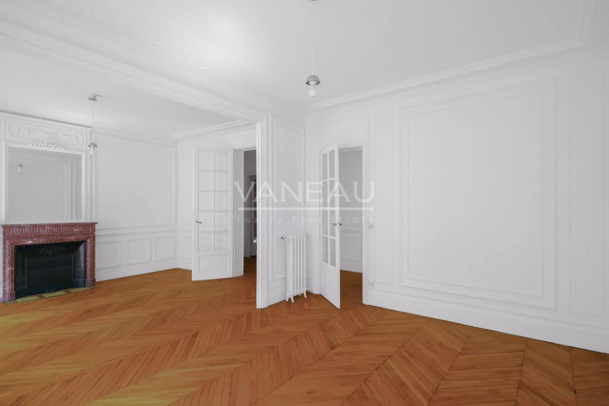 Paris XVIe -  Auteuil sud - Bel ancien - Trois chambres.