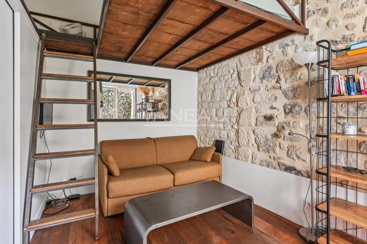 Paris Ier - Les Halles - Rivoli - Duplex avec terrasse