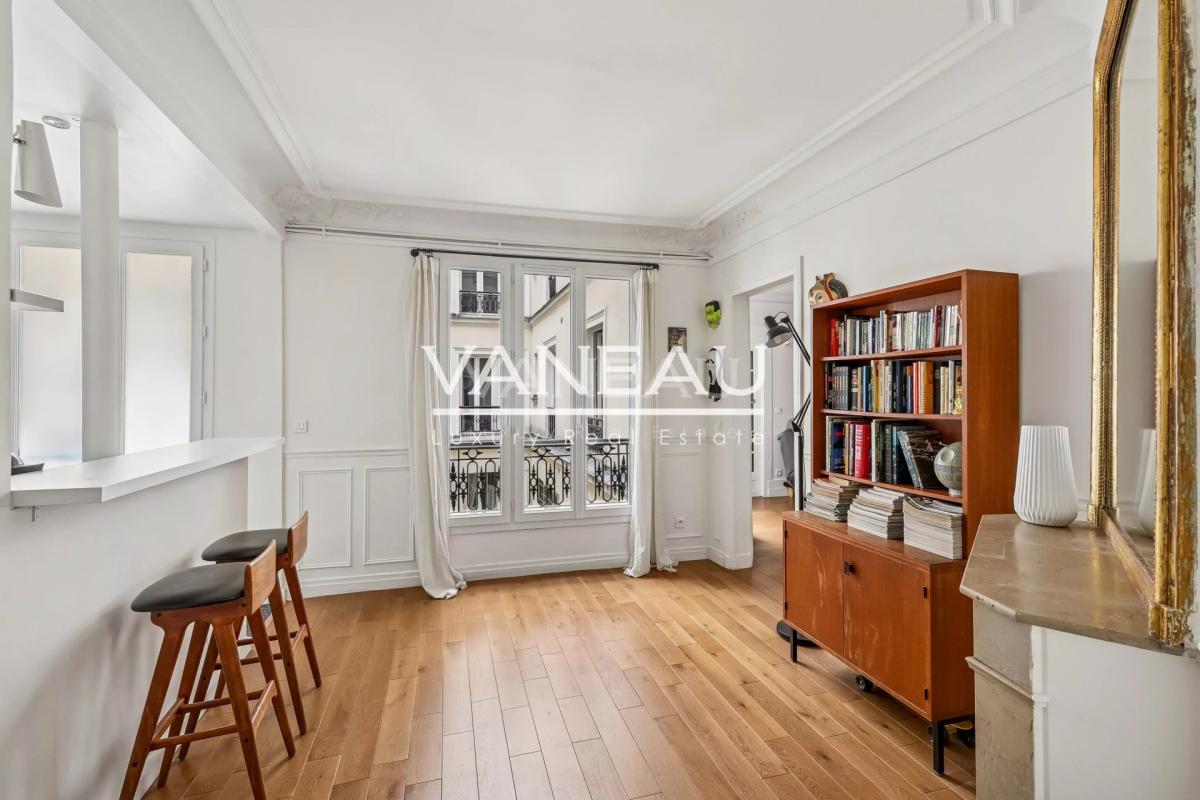 Paris Xe - Rue Beaurepaire - Beau 3 pièces classique en parfait 