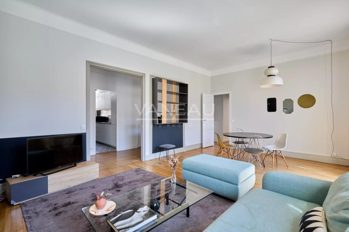 Paris XVIème - Pied-à-terre  rénové - Art déco