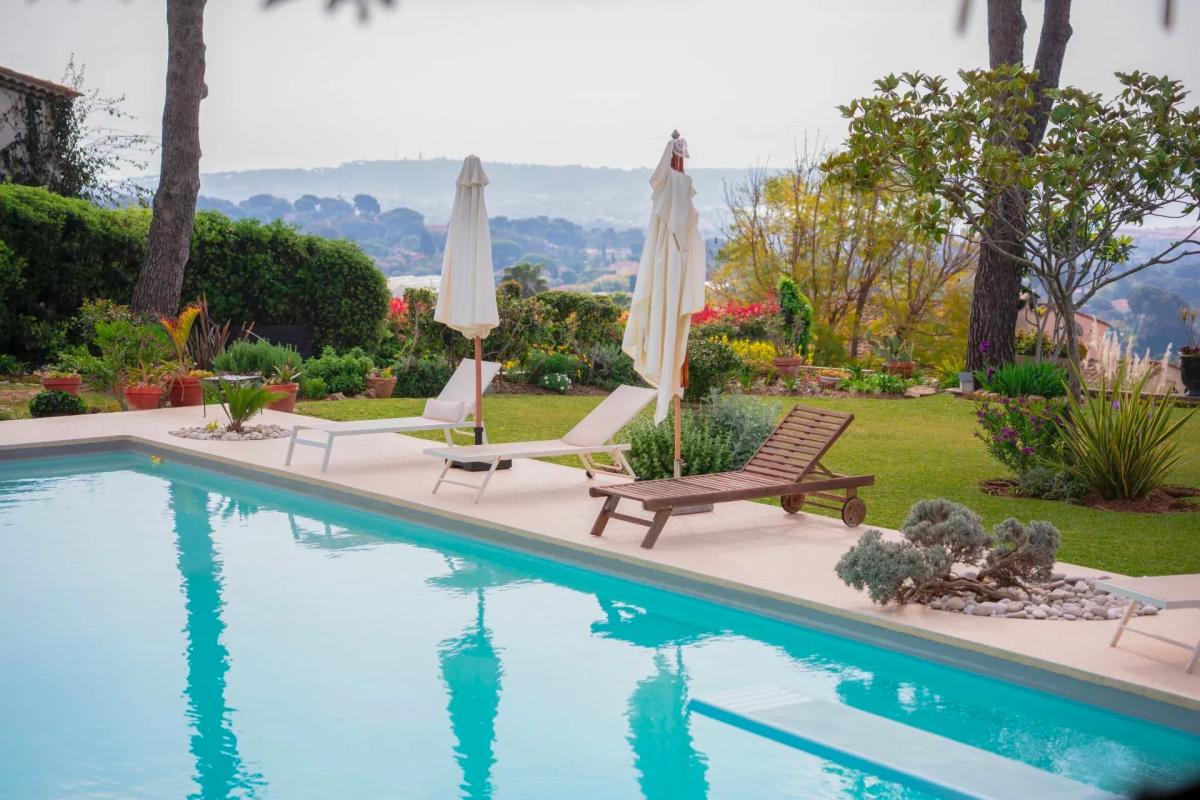 Antibes, Bastide de charme avec vue Mer à vendre
