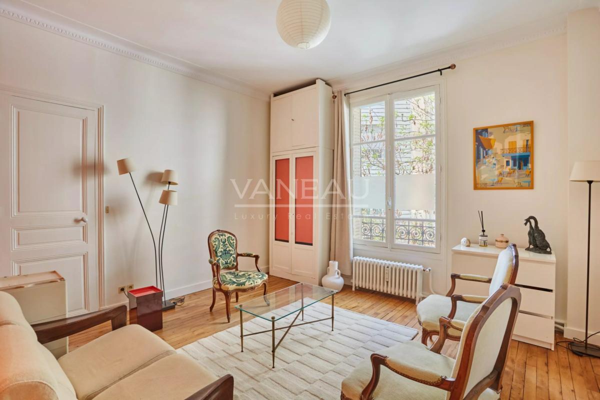 Paris XVIe - Passy - Appartement familial et de réception.