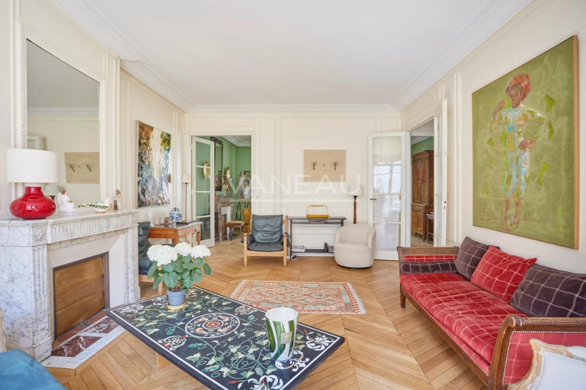 Paris XVIe - Passy - Appartement familial et de réception.