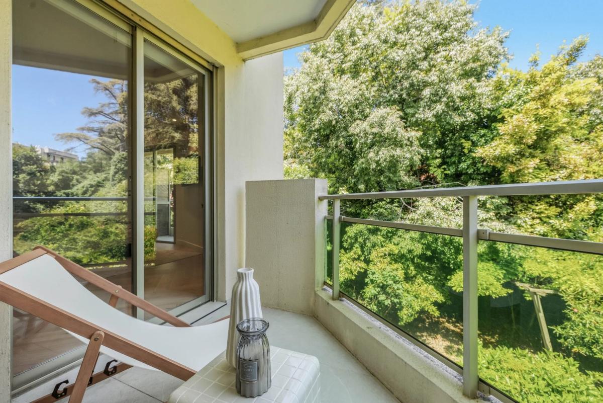 CANNES MONTROSE APPARTEMENT 3 PIECES RÉNOVÉ À VENDRE