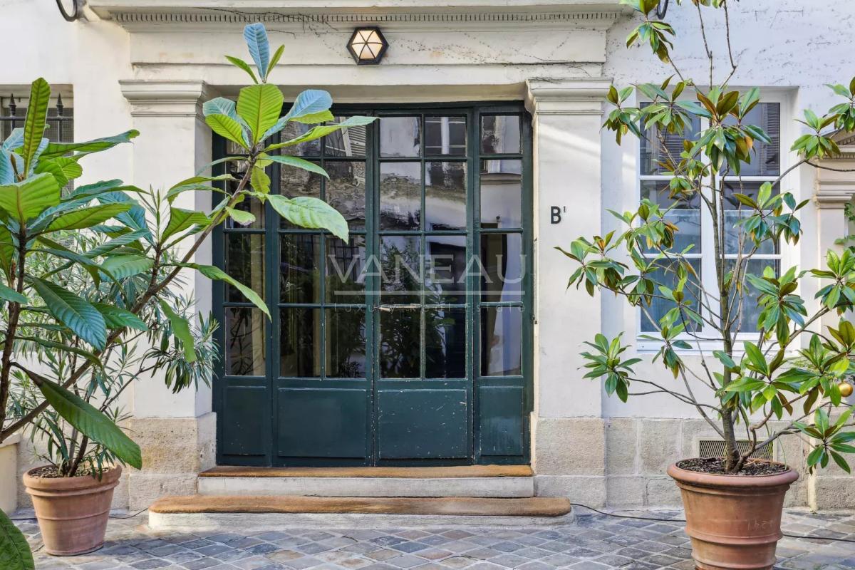 Exclusivité - Paris VIIIe - Proche Place Beauvau