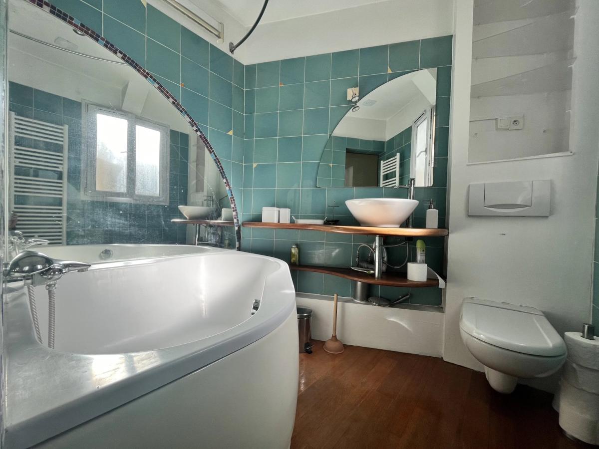 PARIS VIe _ 2P MEUBLEE PLACE VAVIN