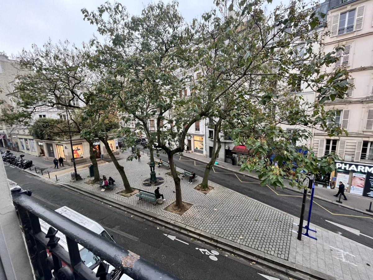 PARIS VIe _ 2P MEUBLEE PLACE VAVIN