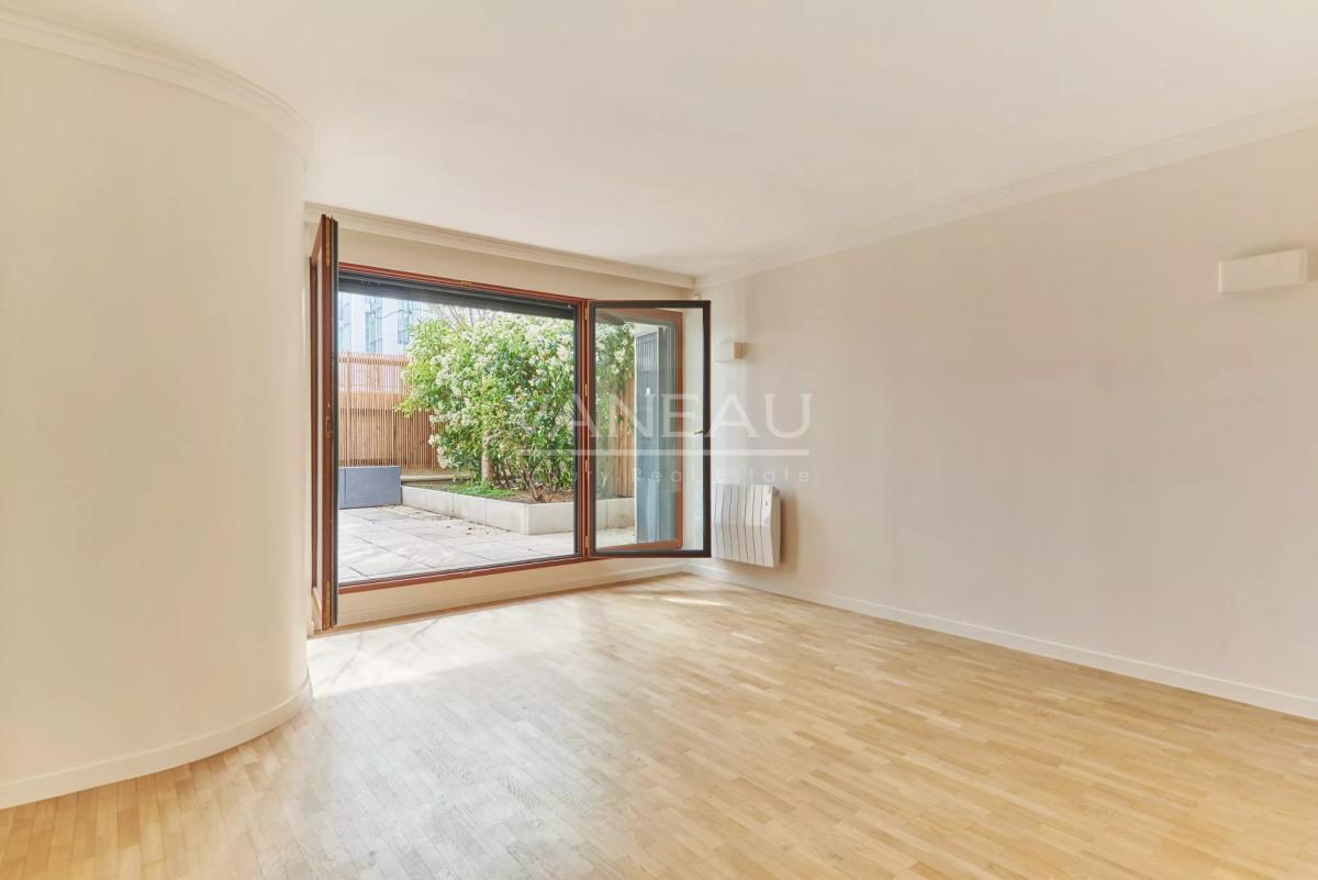 Paris XVe - Sèvres Lecourbe : Appartement familial avec terrasse