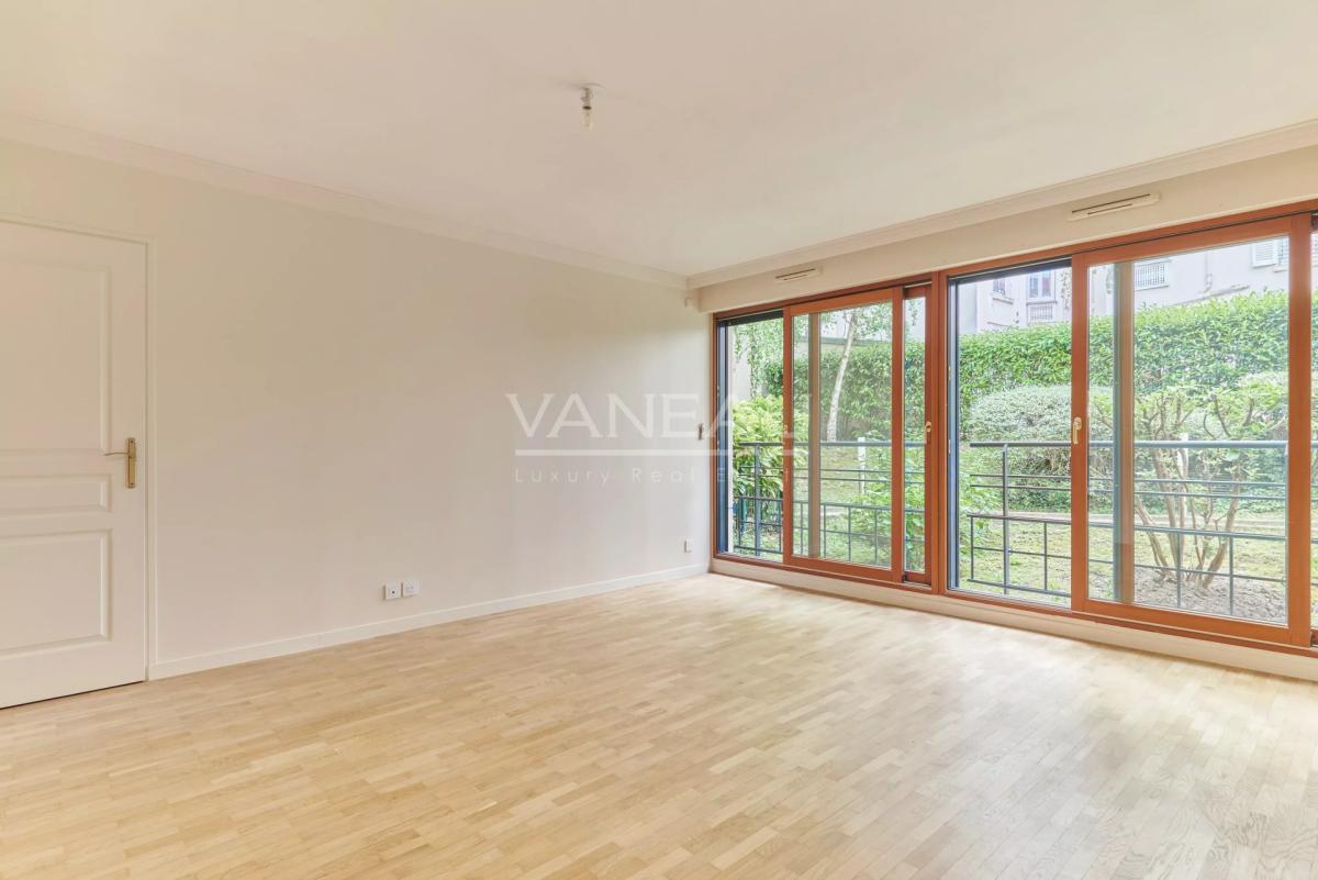 Paris XVe - Sèvres Lecourbe : Appartement familial avec terrasse