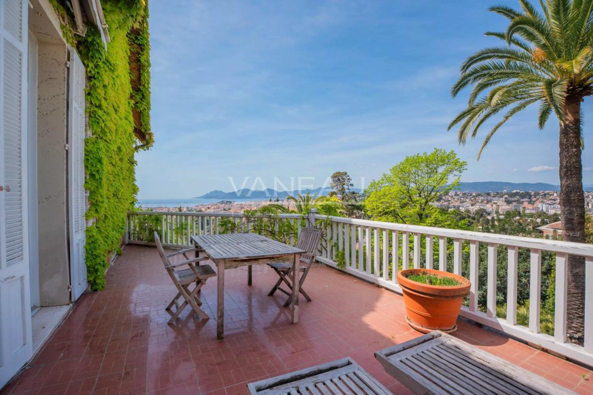 06400 - Cannes – Oxford - Vue mer - Quartier résidentiel recherc