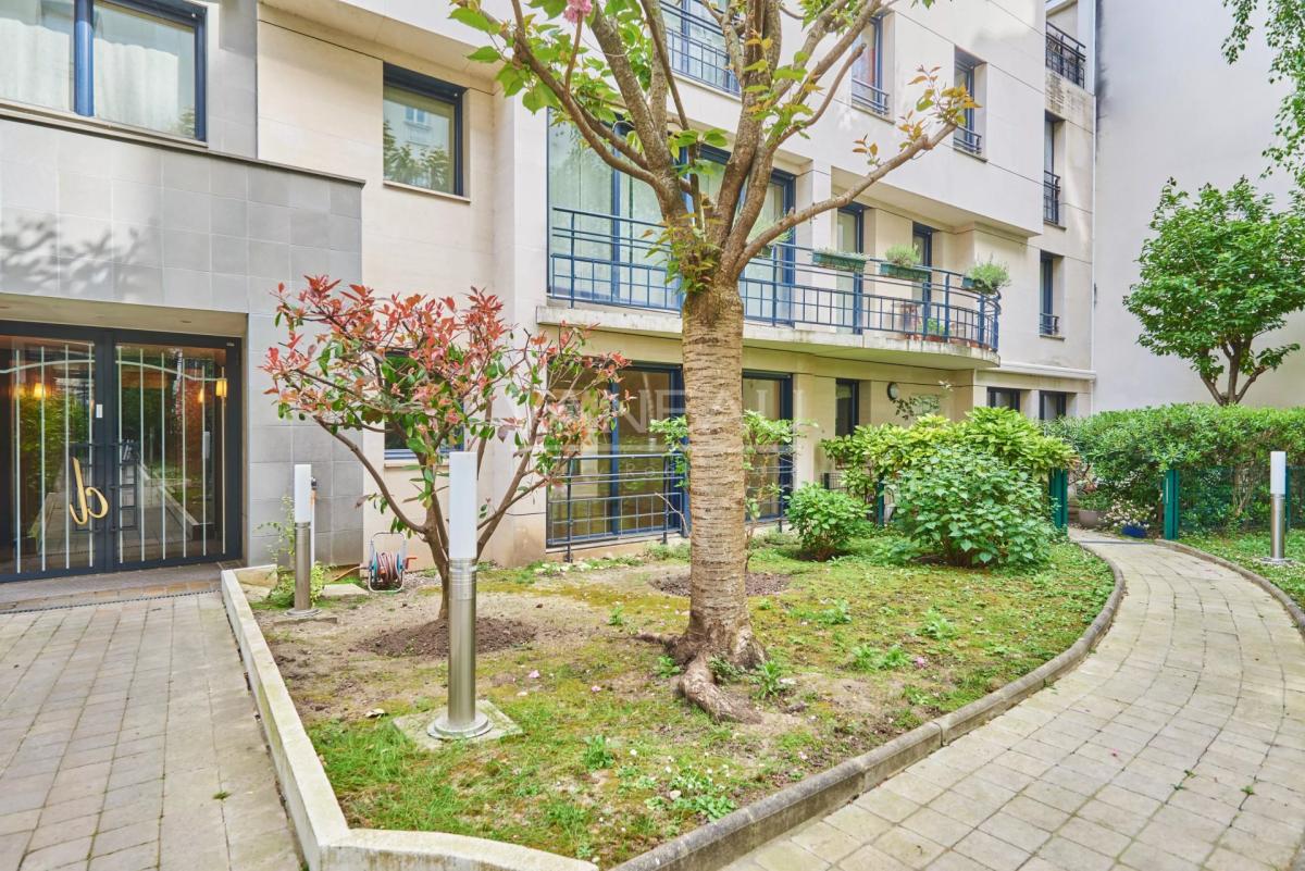 Paris XVe - Sèvres Lecourbe : Appartement familial avec terrasse