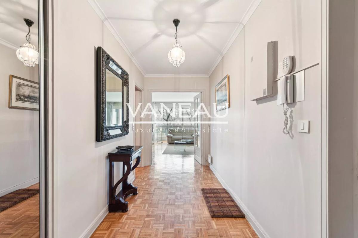 PARIS XIIIe _VAL DE GRACE / ARAGO : 3 CHAMBRES MEUBLEE