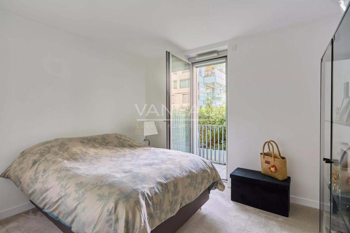 Boulogne Rives de Seine 2 pièces avec terrasse 14 m²