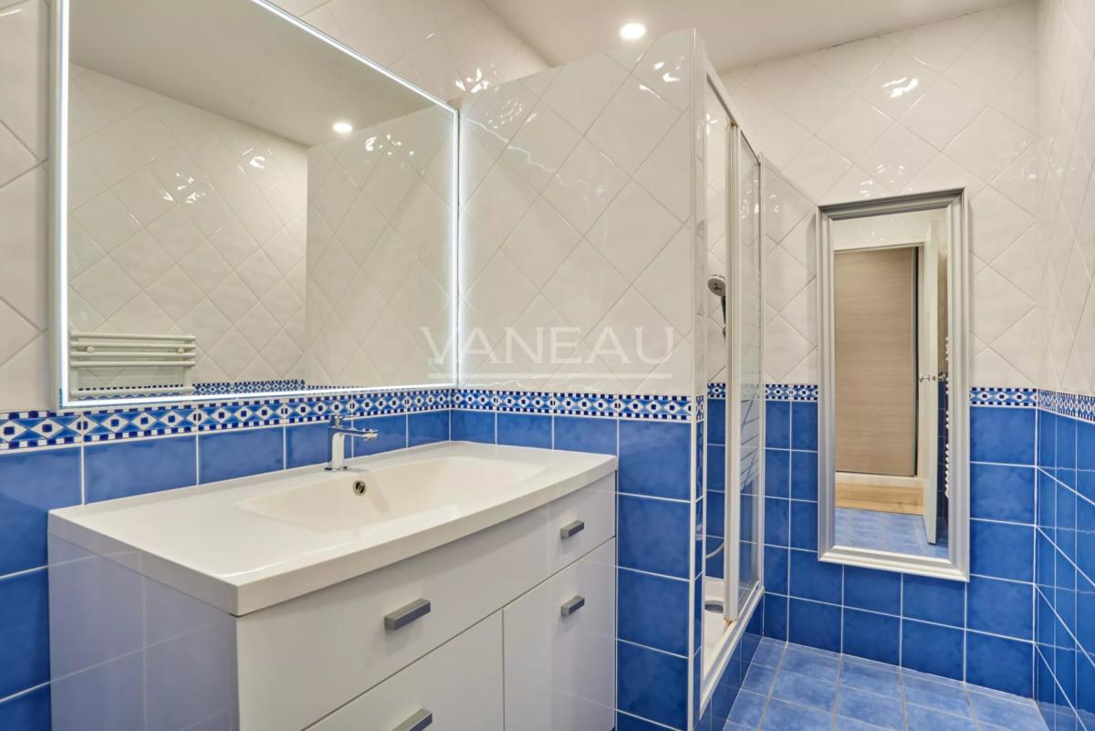 Neuilly-sur-Seine-Victor Hugo/Saussaye-Elégant appartement famil