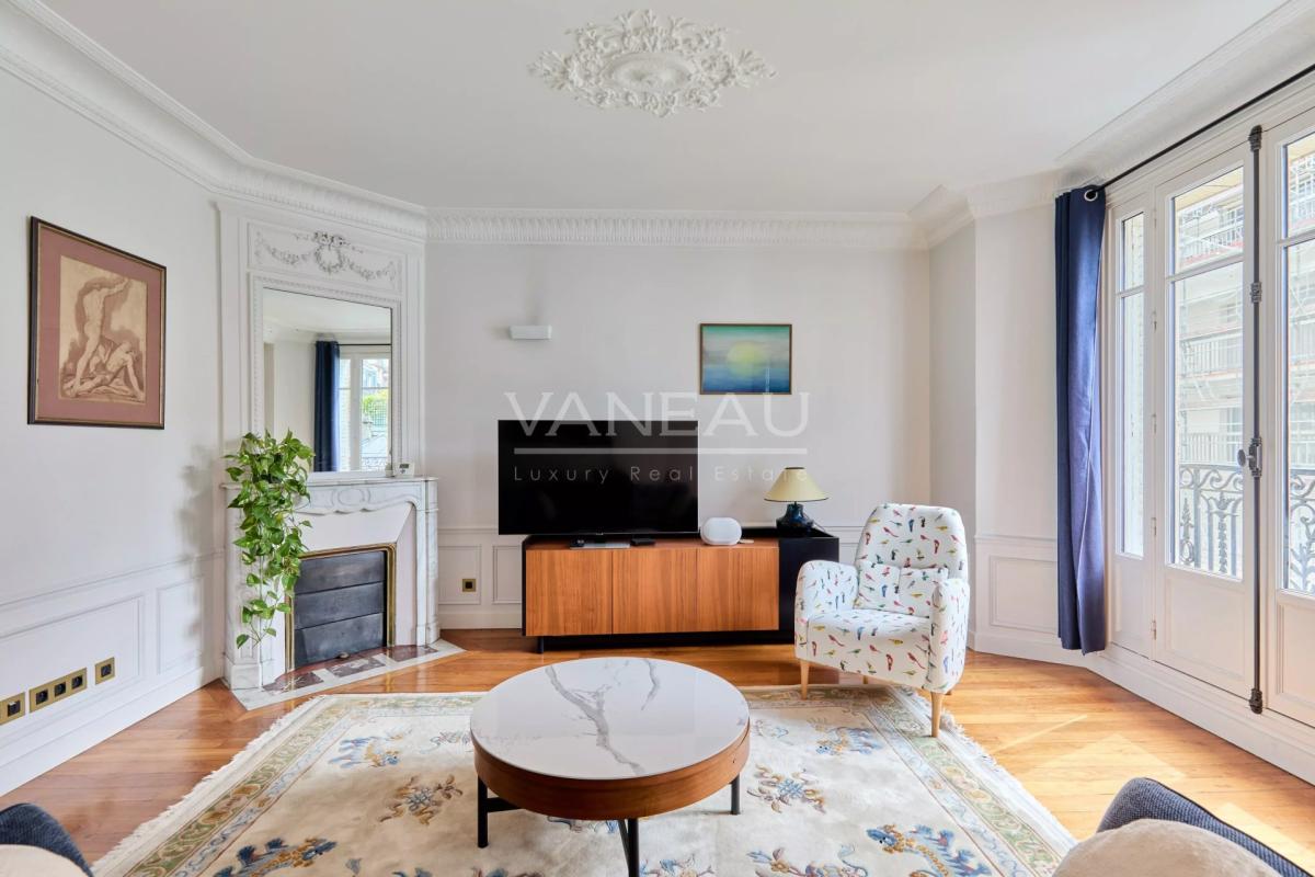 LOCATION MEUBLÉE - 2 CHAMBRES