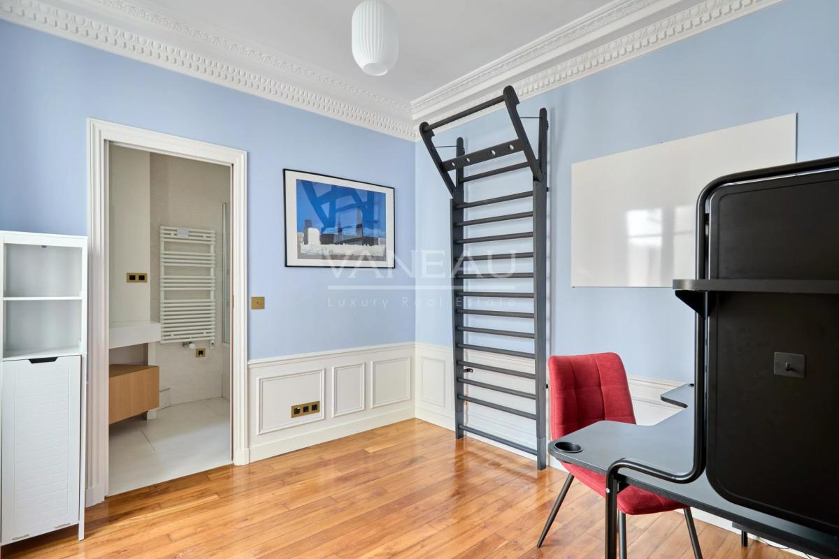 LOCATION MEUBLÉE - 2 CHAMBRES