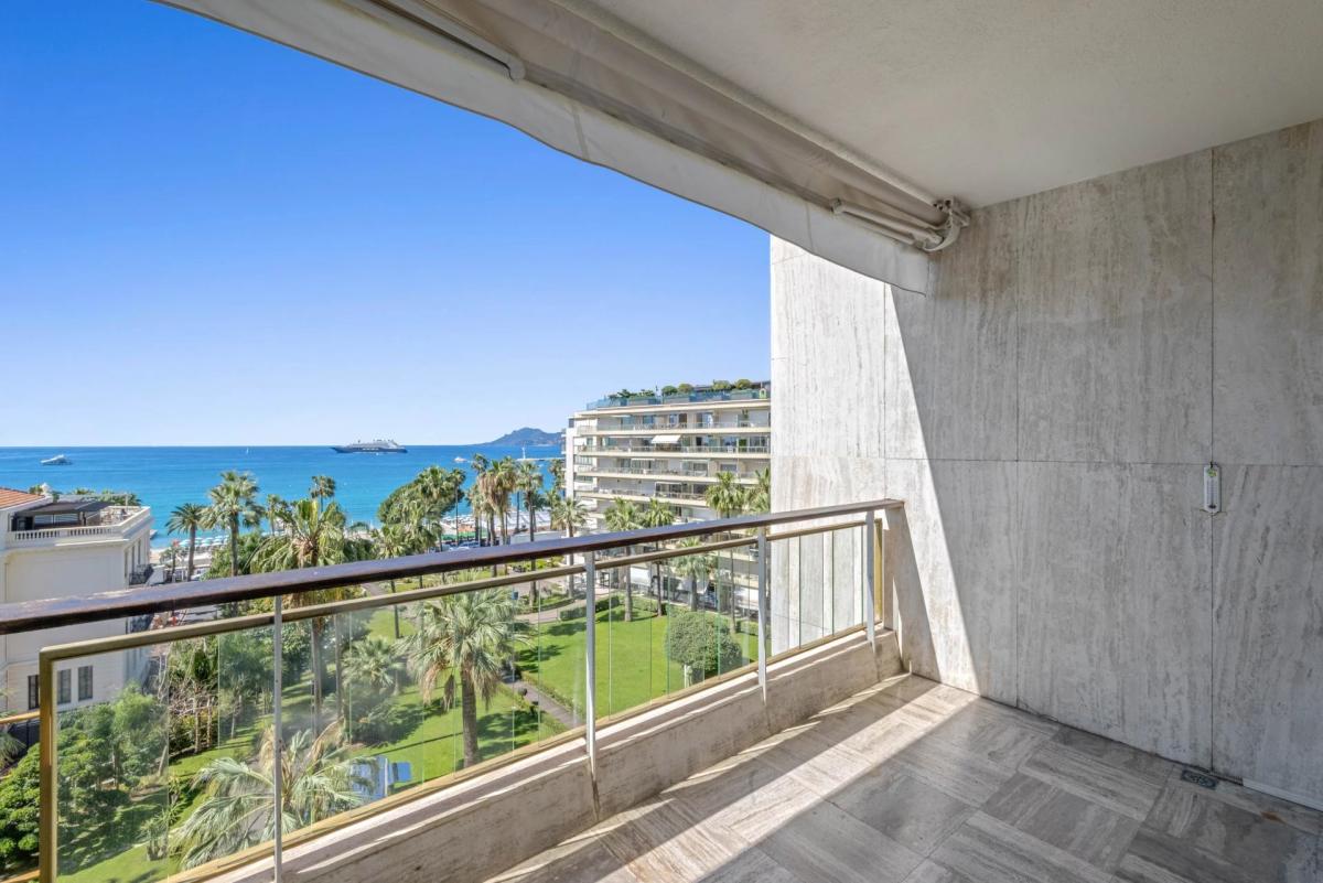 Cannes Croisette Grand Hotel Vue Mer Panoramique