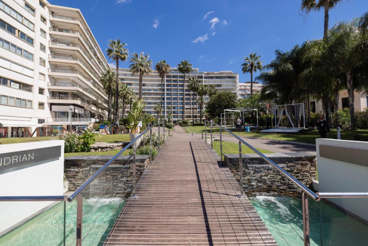 Cannes Croisette Grand Hotel Vue Mer Panoramique