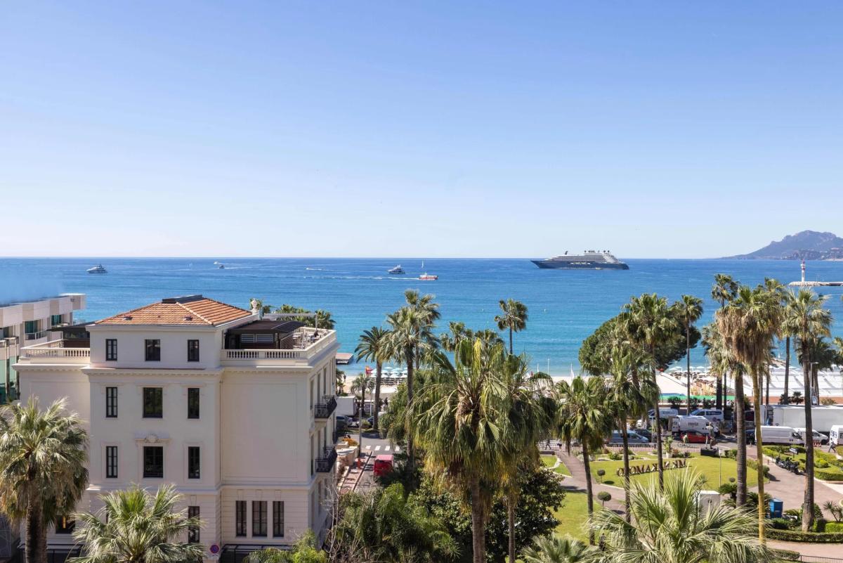 Cannes Croisette Grand Hotel Vue Mer Panoramique