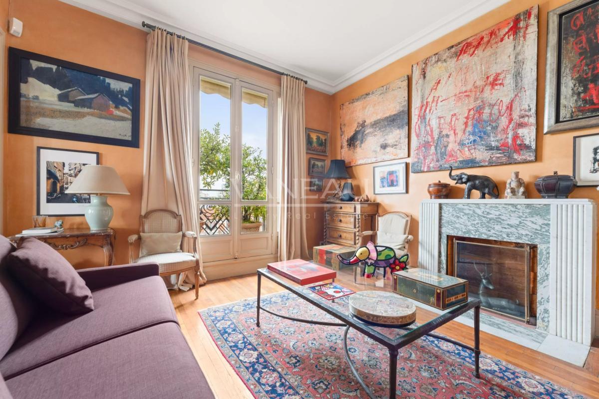 Prestigious 234 m² Apartment with Eiffel Tower Views