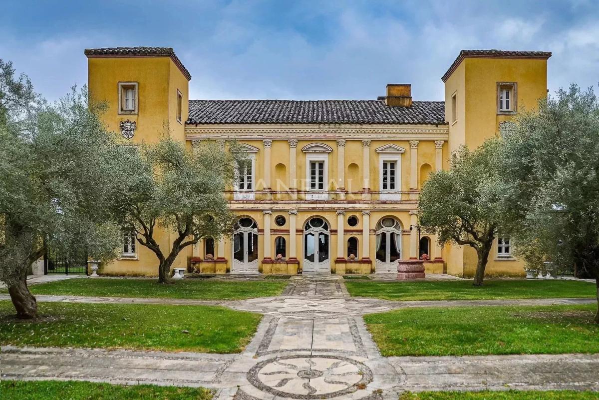 Lisle-sur-Tarn- Domaine Viticole d’exception au cœur de la Tosca