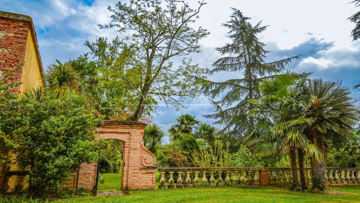 Lisle-sur-Tarn- Domaine Viticole d’exception au cœur de la Tosca