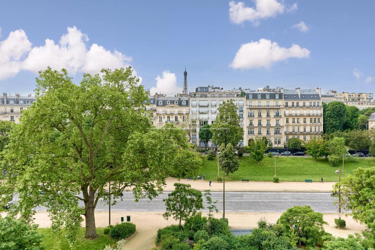 HÔTEL PARTICULIER – AVENUE FOCH – PARIS XVI