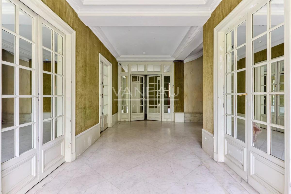HÔTEL PARTICULIER – AVENUE FOCH – PARIS XVI