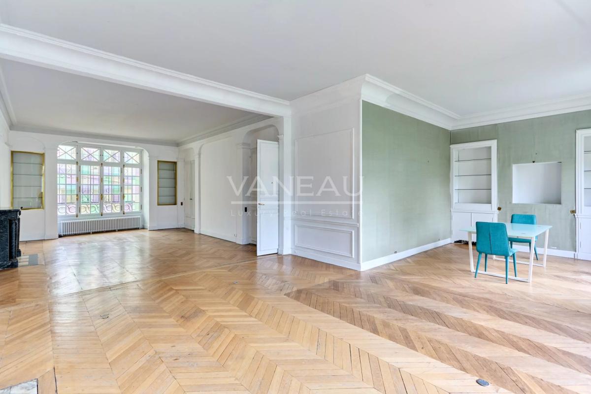 HÔTEL PARTICULIER – AVENUE FOCH – PARIS XVI