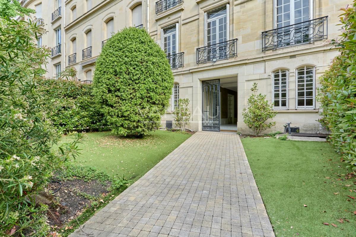 HÔTEL PARTICULIER – AVENUE FOCH – PARIS XVI