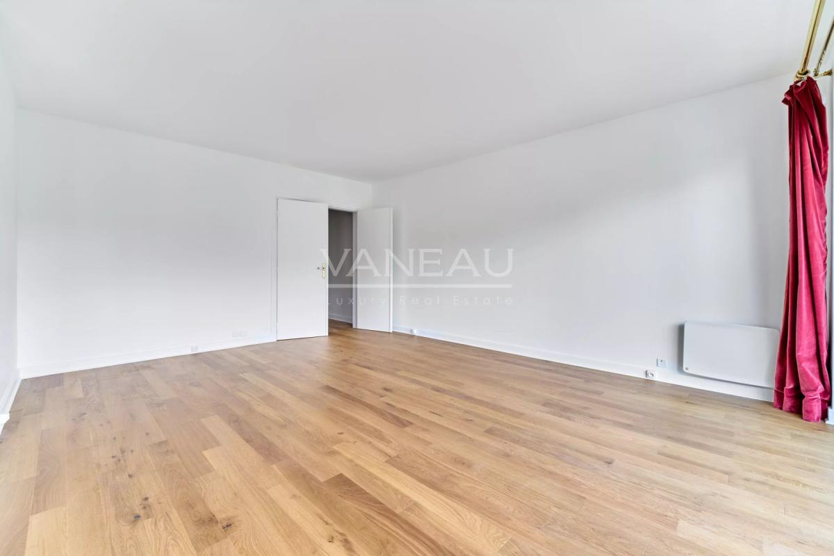 NEUILLY - MAIRIE - RESIDENCE CLUB DE NEUILLY