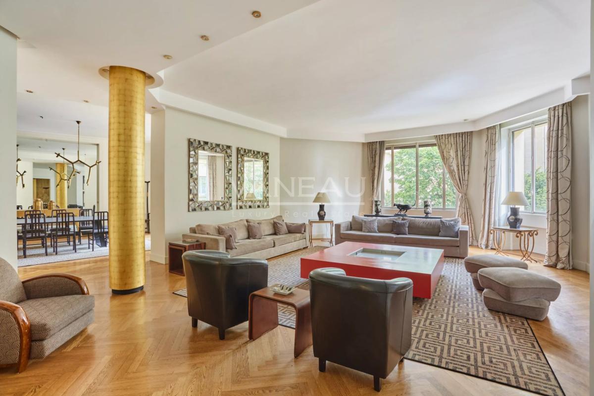 Paris XVIe - Immeubles Walter - Appartement familial et de récep