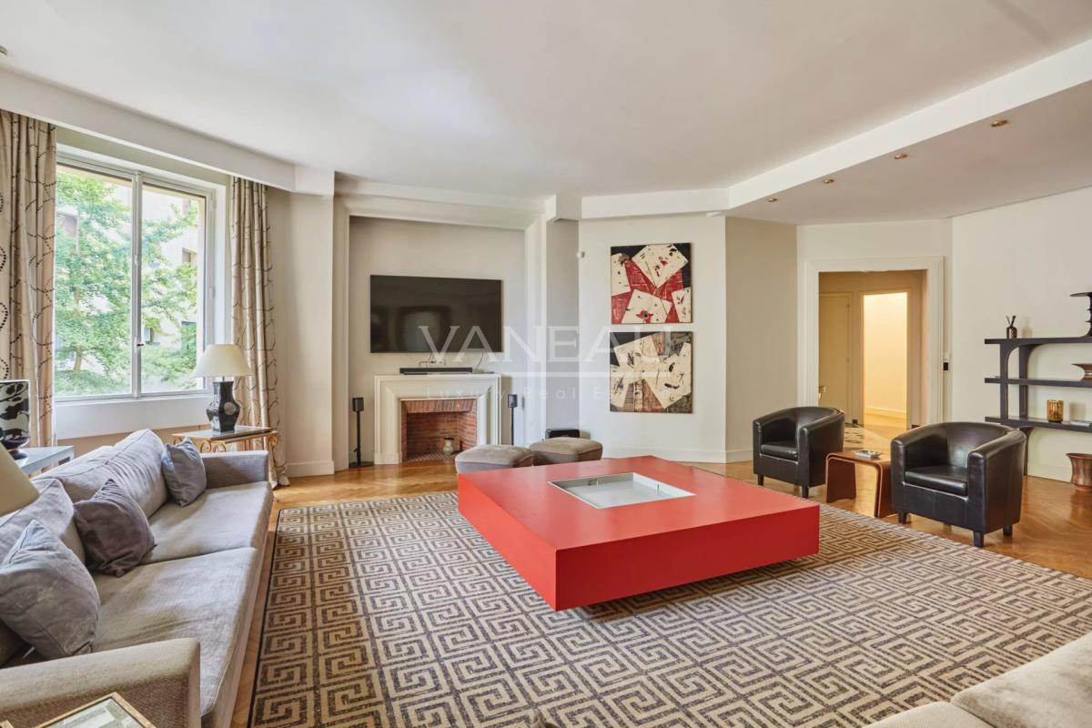 Paris XVIe - Immeubles Walter - Appartement familial et de récep
