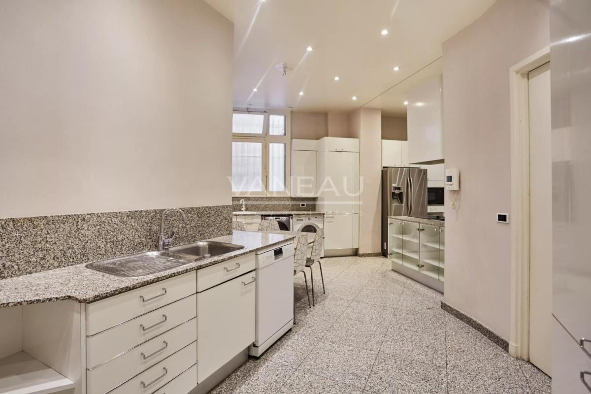Paris XVIe - Immeubles Walter - Appartement familial et de récep