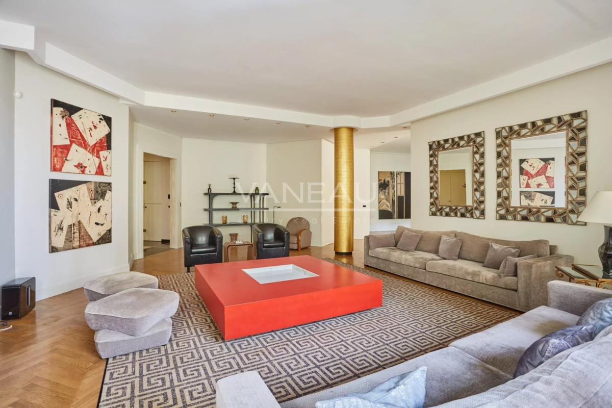 Paris XVIe - Immeubles Walter - Appartement familial et de récep