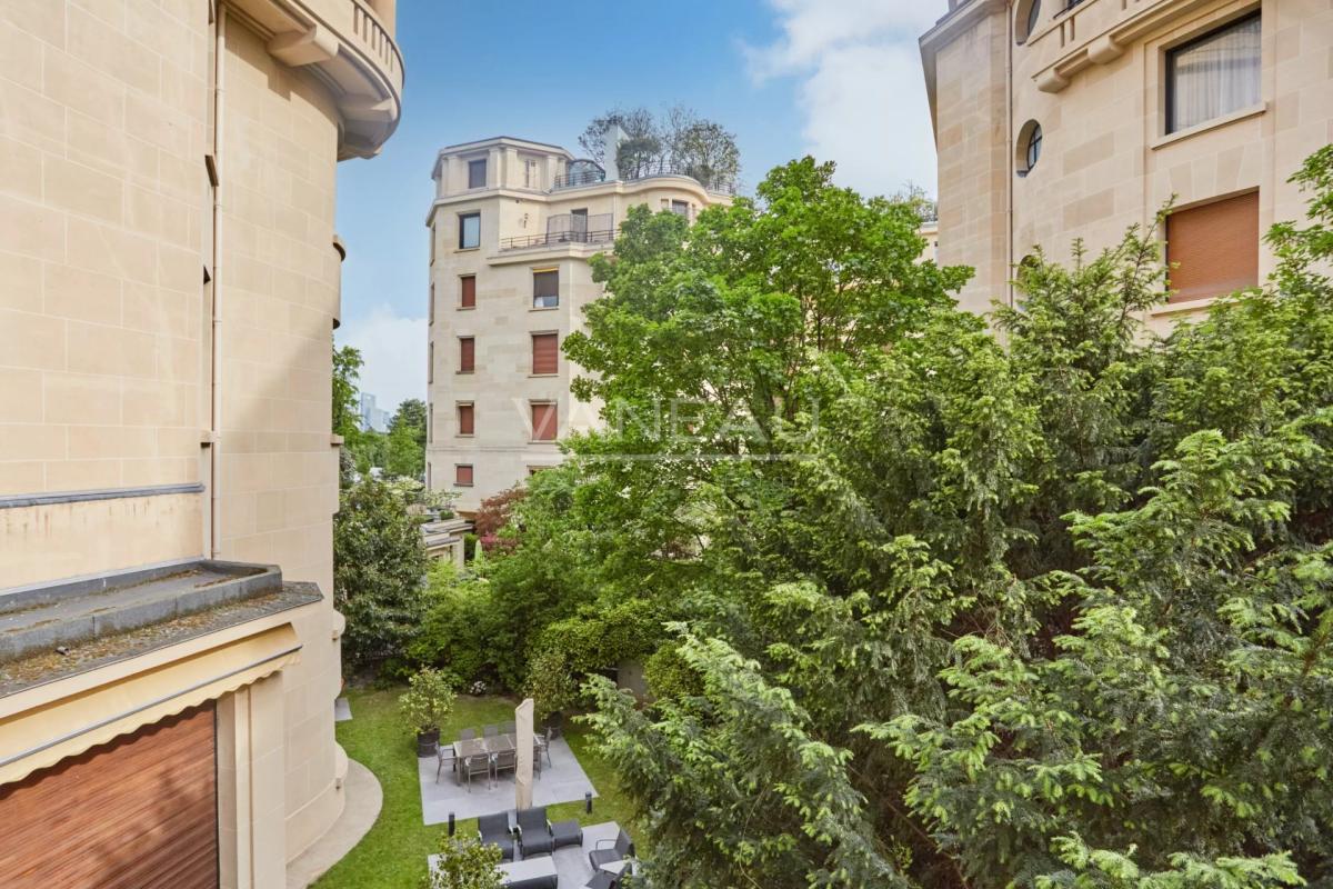 Paris XVIe - Immeubles Walter - Appartement familial et de récep