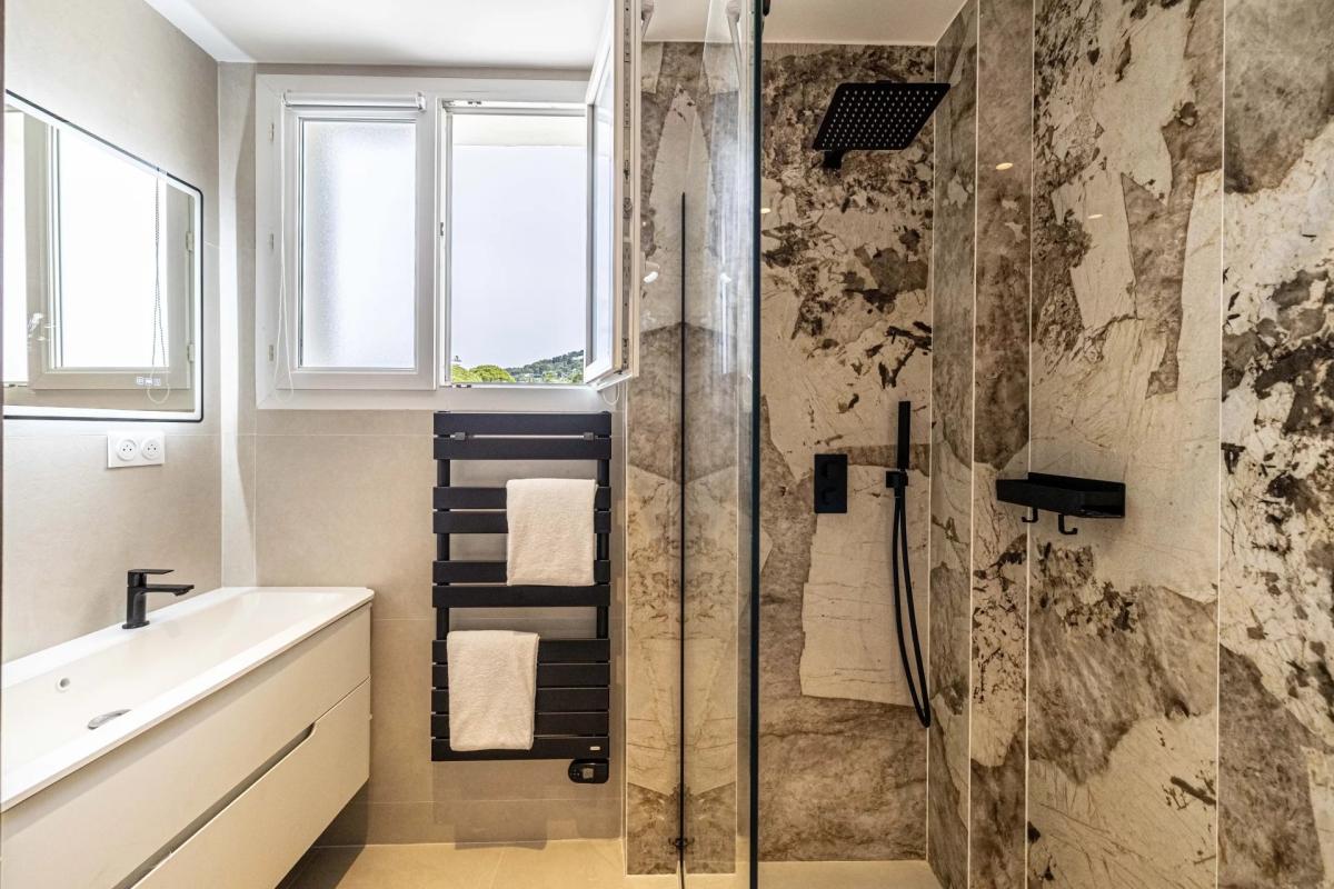 CANNES MONTFLEURY APPARTEMENT 2 PIECE A VENDRE