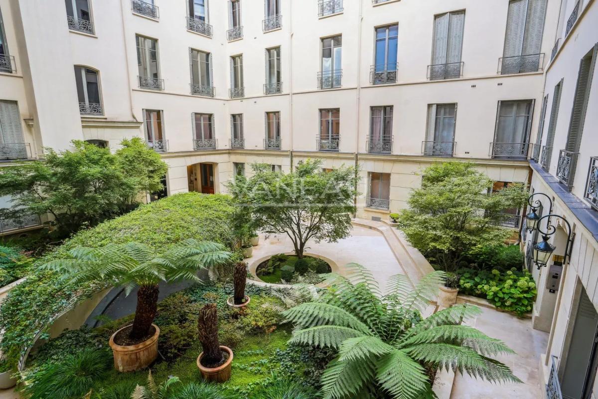 Paris XVIIe- Copropriété de grand standing - Appartement familia
