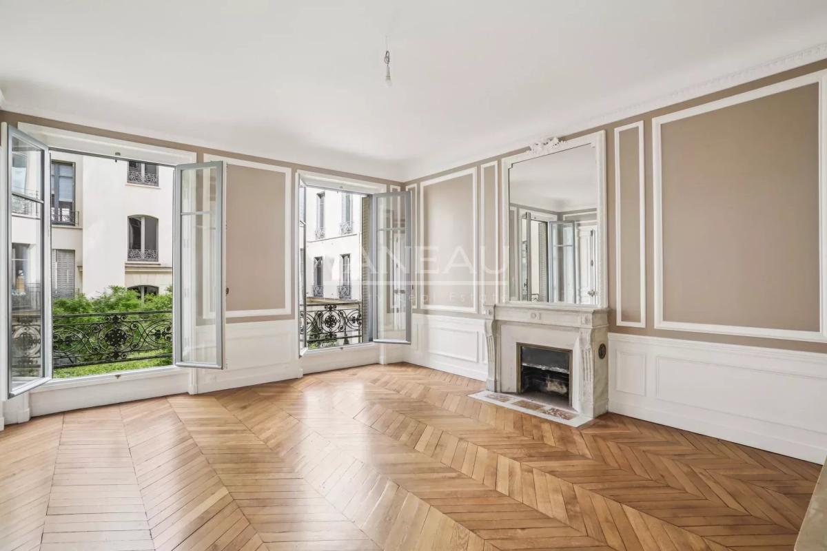 Paris XVIIe- Copropriété de grand standing - Appartement familia