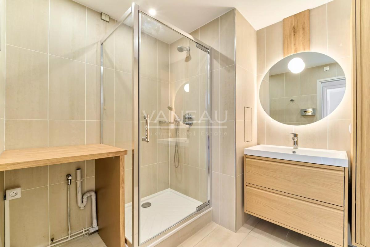NEUILLY - MAIRIE - RESIDENCE CLUB DE NEUILLY