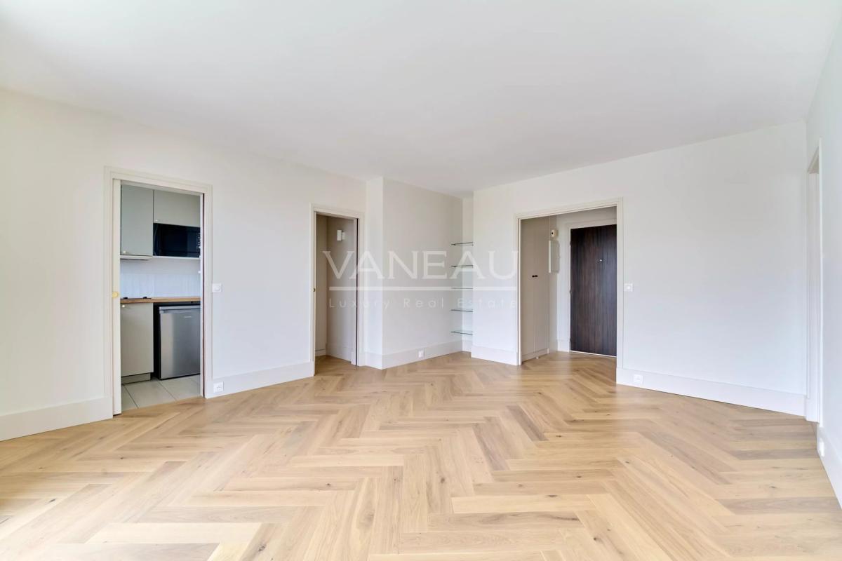 NEUILLY - MAIRIE - RESIDENCE CLUB DE NEUILLY