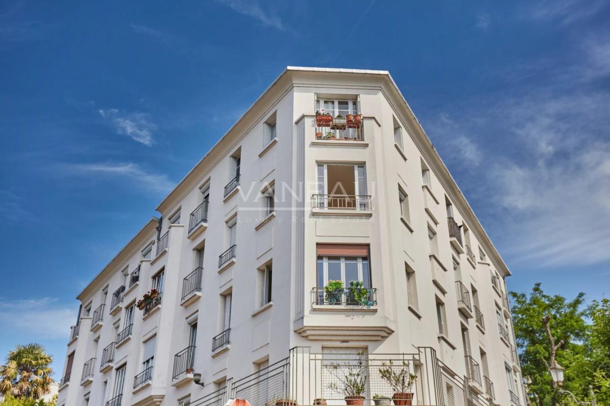 Suresnes Mont-Valérien - Appartement lumineux avec vue dégagée