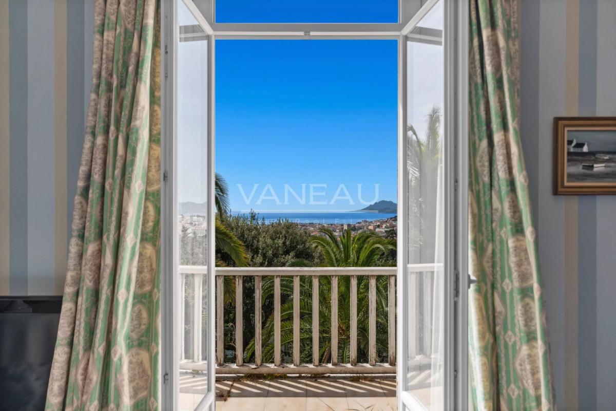 06400 - Cannes – Oxford - Vue mer - Quartier résidentiel recherc