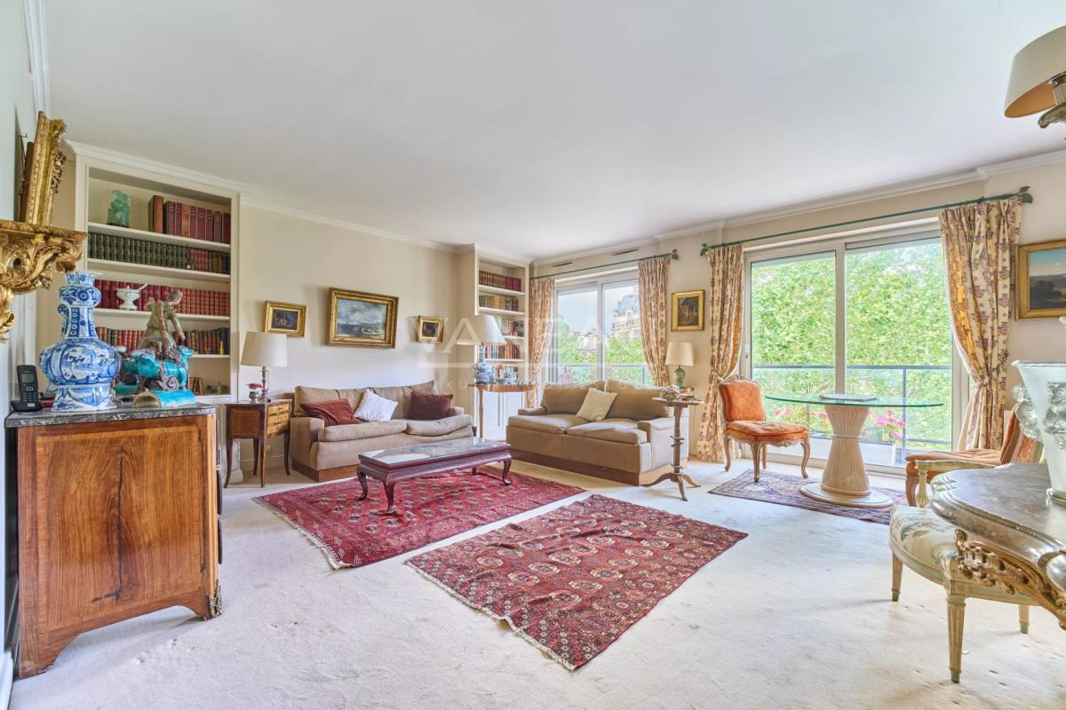 Neuilly-sur-Seine – Mairie - Appartement  avec vue dégagée