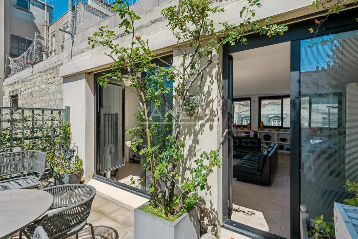 PARIS XVIe – Jasmin – 7ème étage avec Terrasse  de plain-pied.