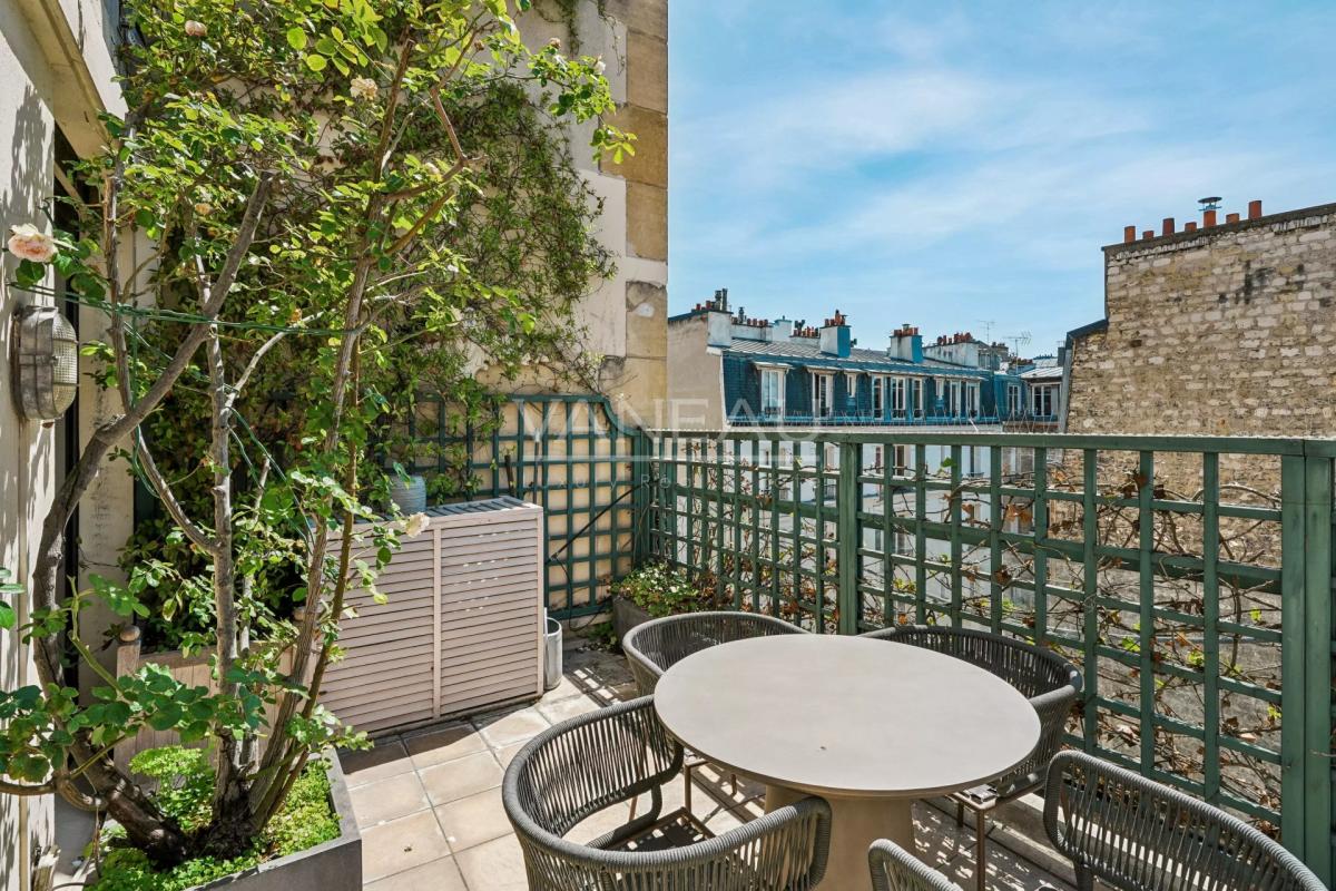 PARIS XVIe – Jasmin – 7ème étage avec Terrasse  de plain-pied.